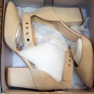 Nine west size 11 light natural suede